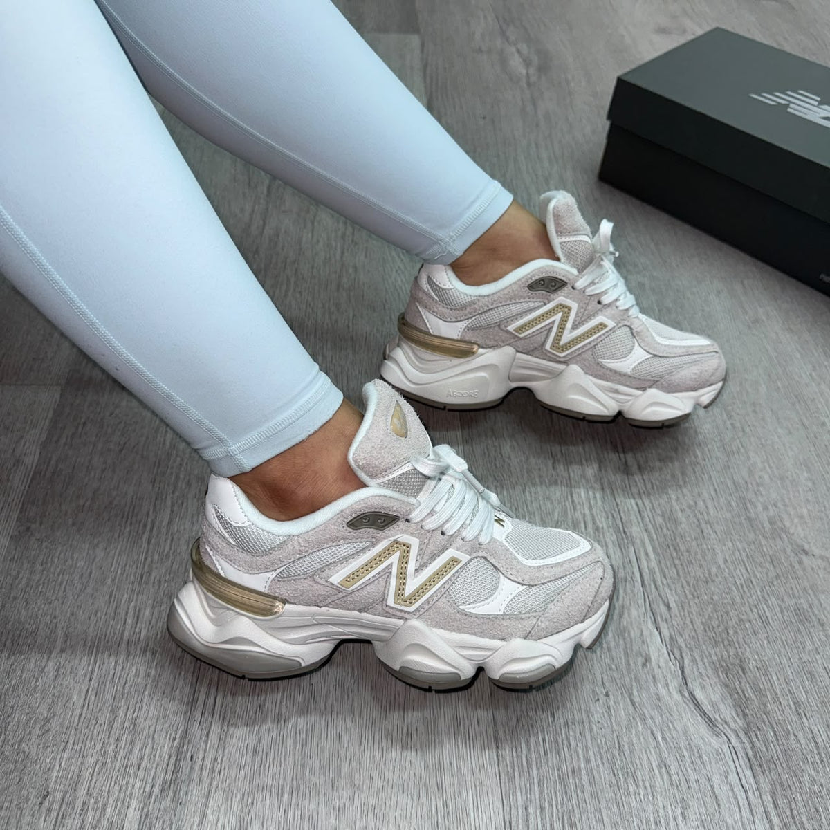 New Balance 9060