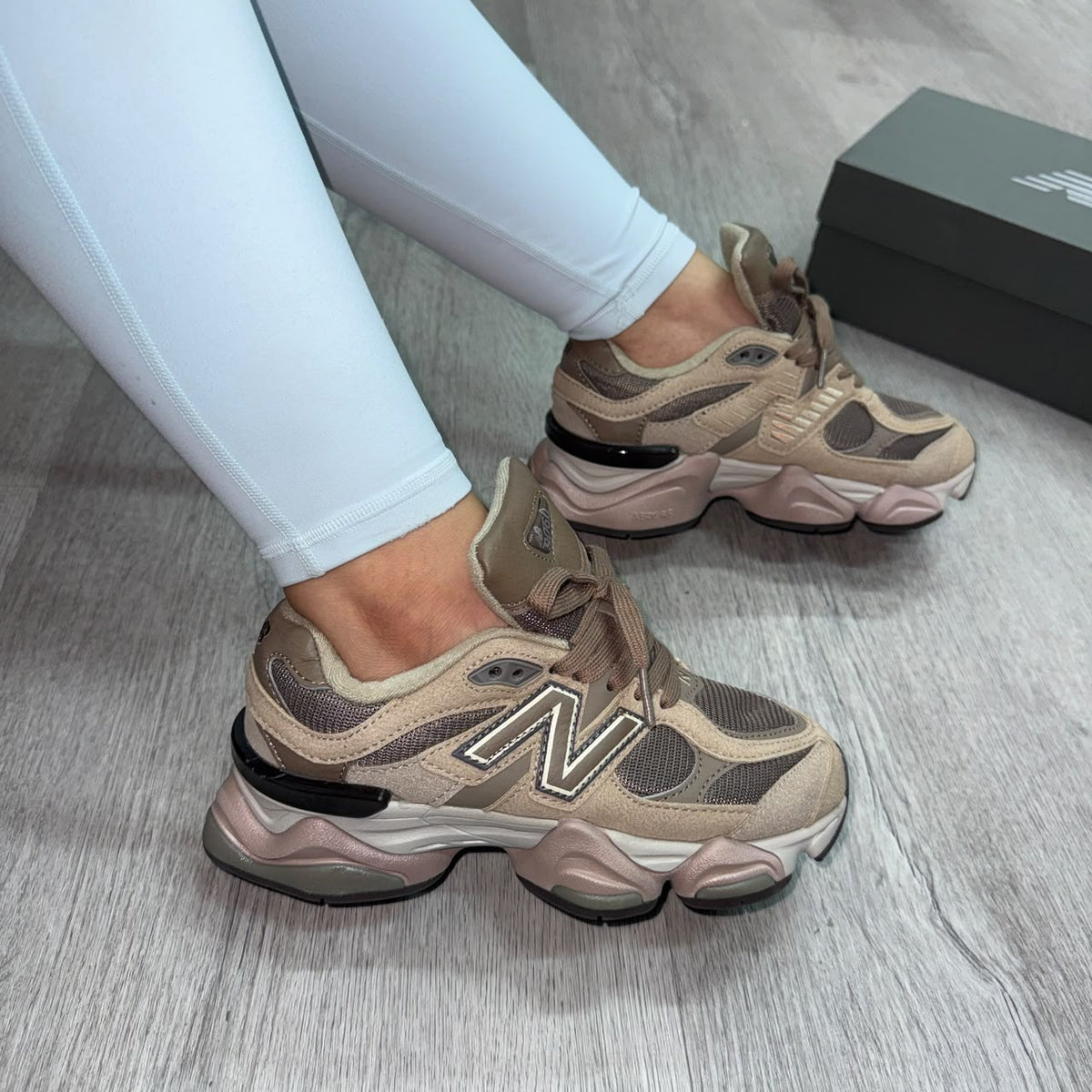 New Balance 9060