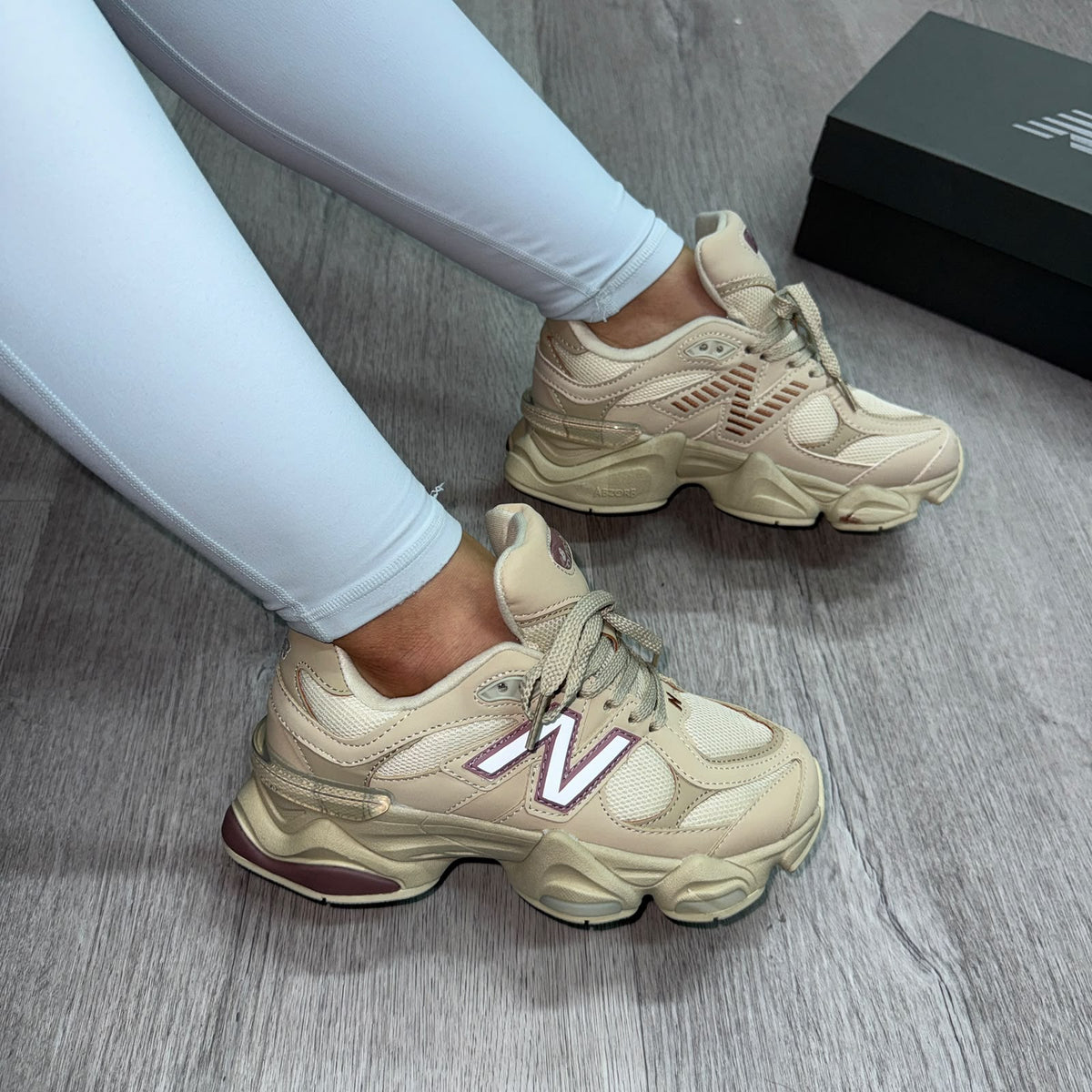 New Balance 9060