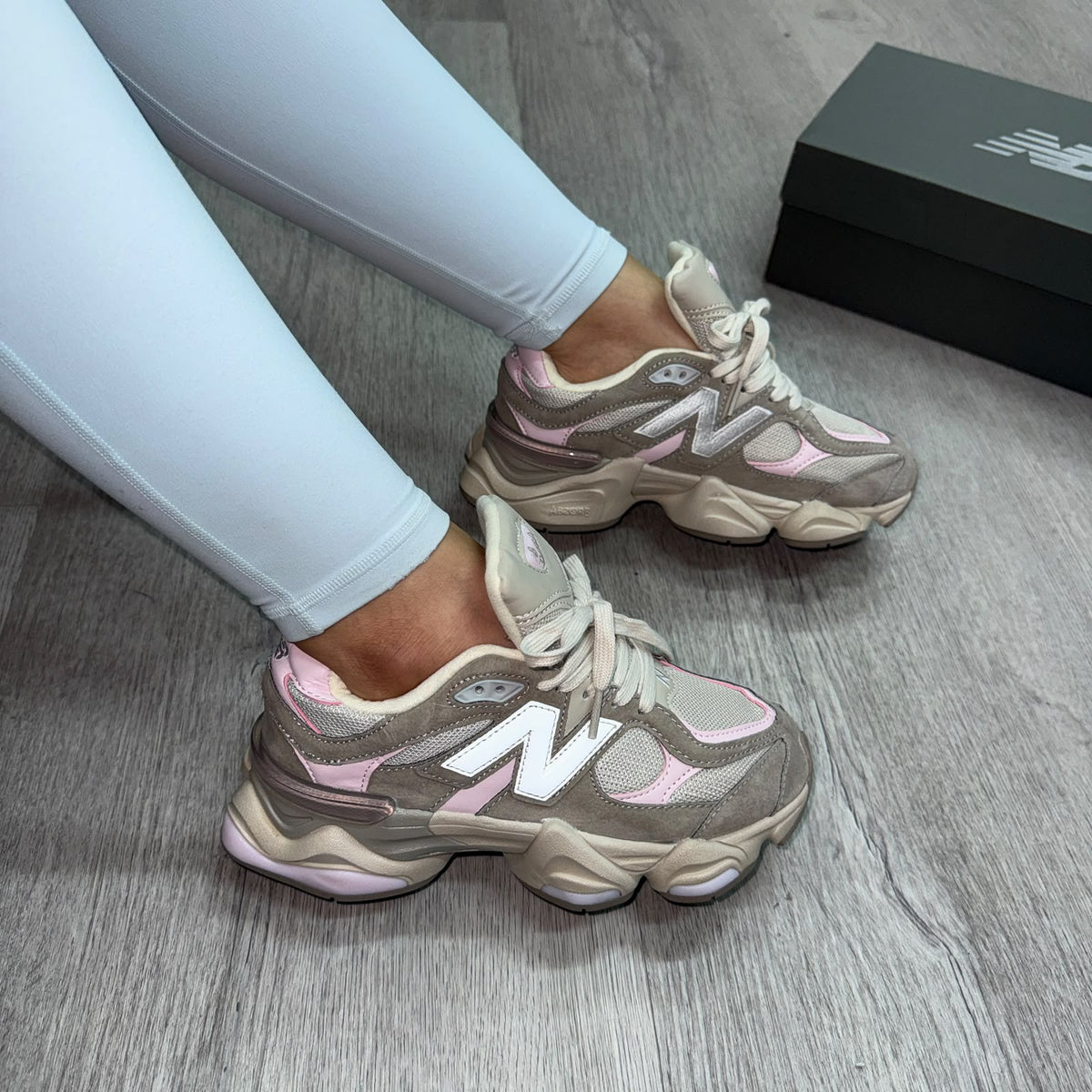 New Balance 9060