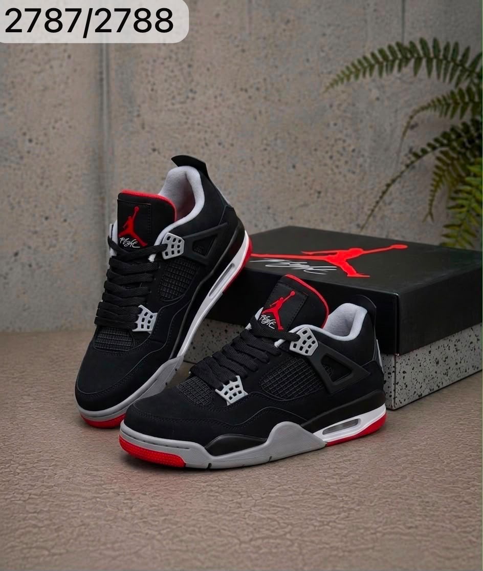 Jordan 4 Retro 🖤💛